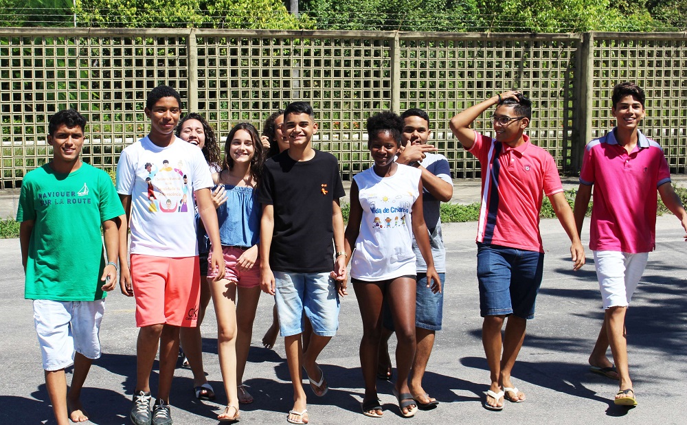 Youth in Brazil explore violence, discrimination and bullying in